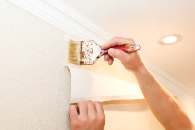 Pose de papier peint à Dommartin-Lettrée — revêtements muraux et toiles de verre